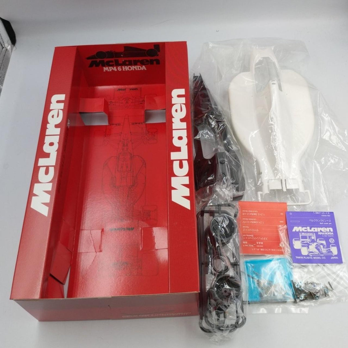 TAMIYA 1/12 Scale Honda McLaren MP4/6