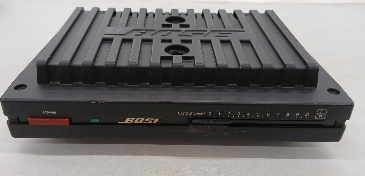 BOSE Power Amplifier 1705II.