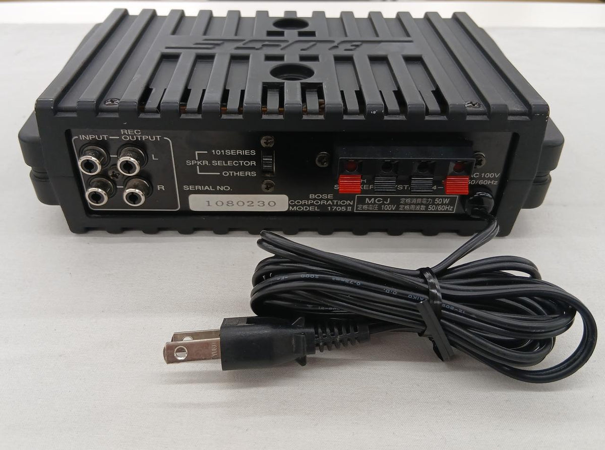 BOSE Power Amplifier 1705II.