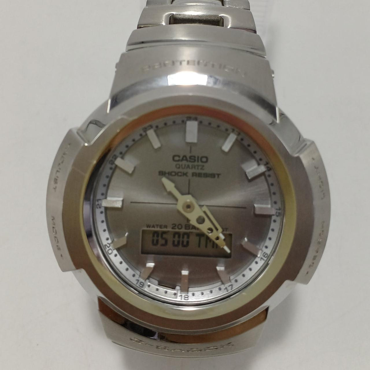 CASIO G-SHOCK AWM-500D-1A8JF