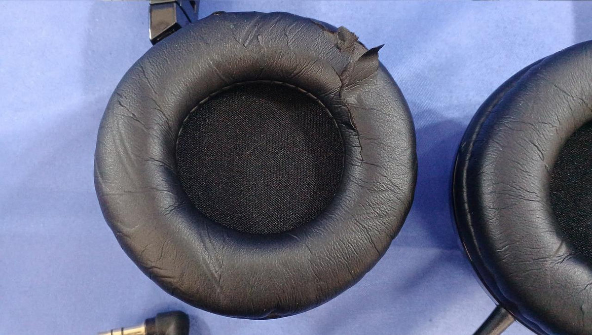 AUDIO-TECHNICA Headphones ATH-S300
