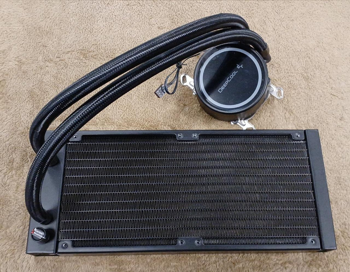 DEEPCOOL ARGB Liquid Cooler GAMMAXX L240 A-RGB