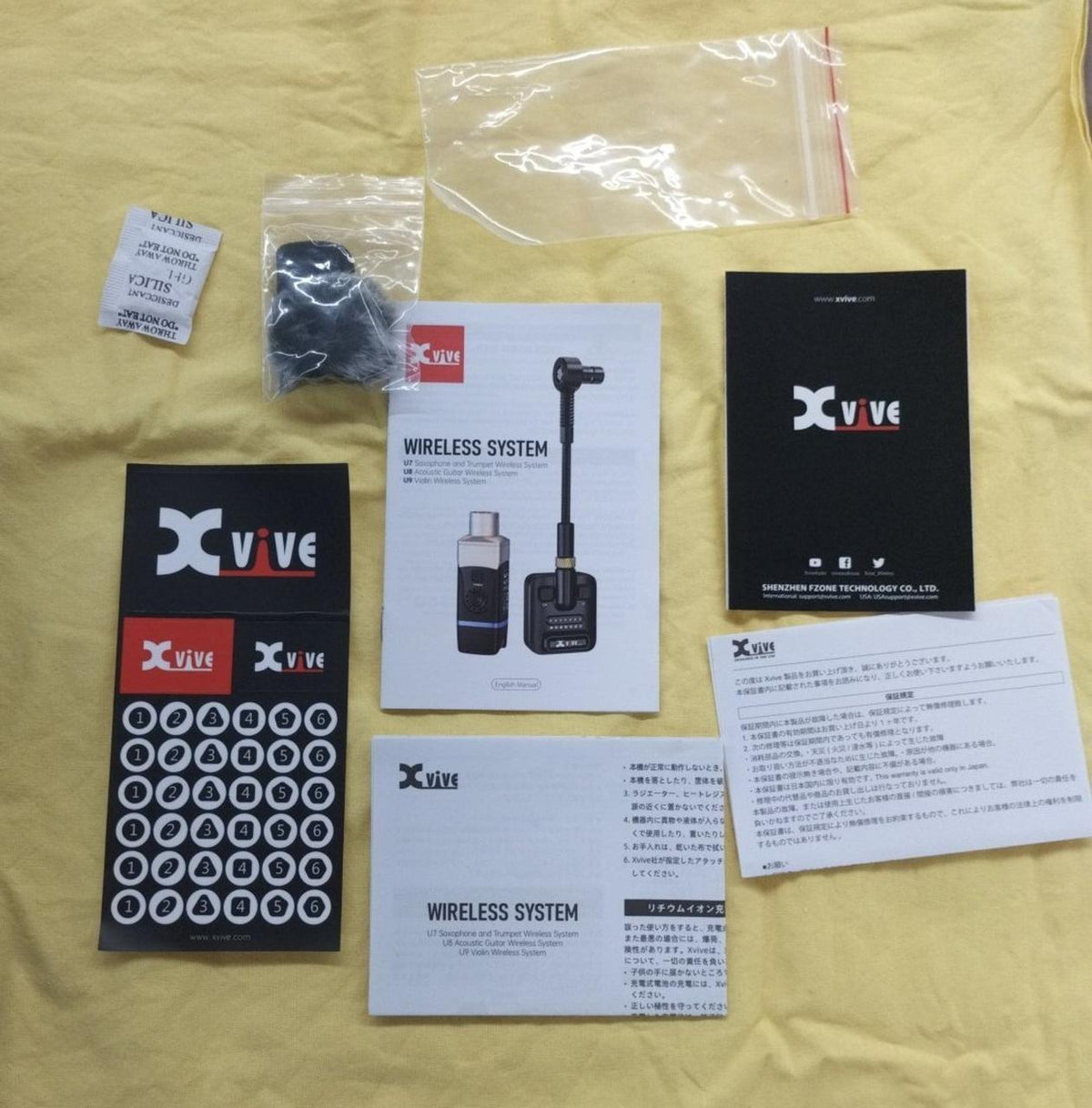 XVIVE Wireless Microphone for Acoustic Guitar U8