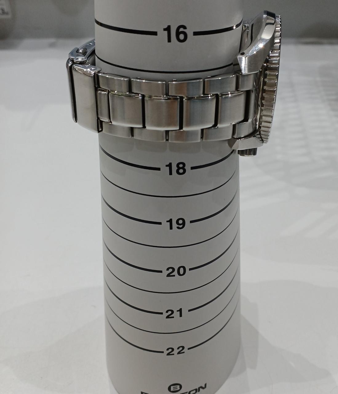 SEIKO Watch 6R15-00E1
