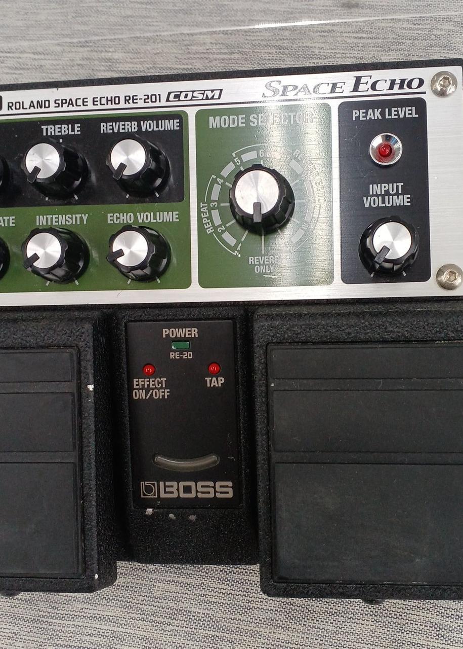 BOSS Space Echo RE-20