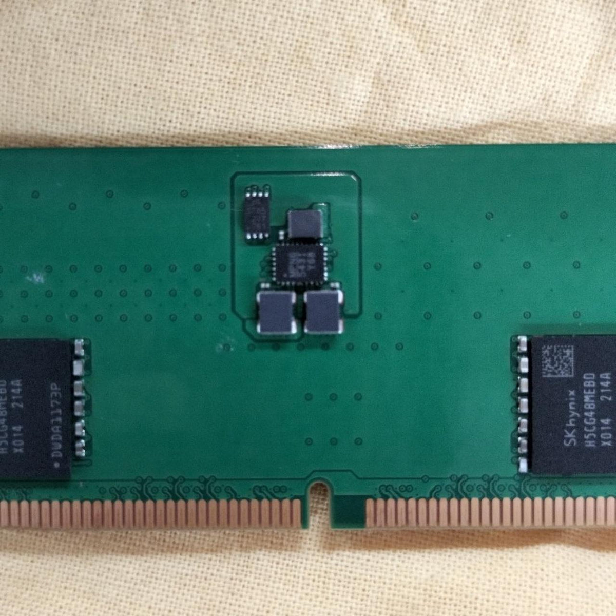 SKHYNIX Memory: 32GB DDR5 PC5-4800B