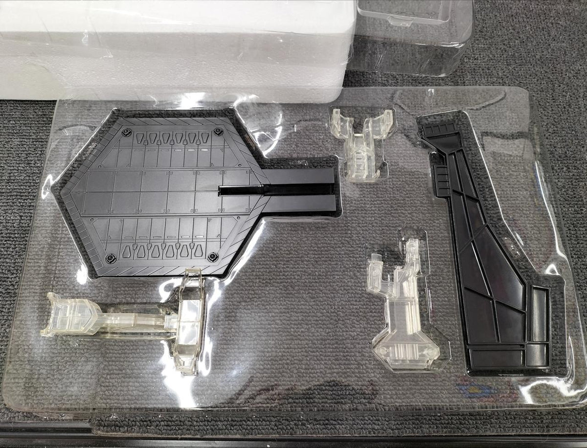 BANDAI Macross Δ [Delta] / DX Chogokin VF-31F Siegfried (Messer Ihlefeld's Unit)