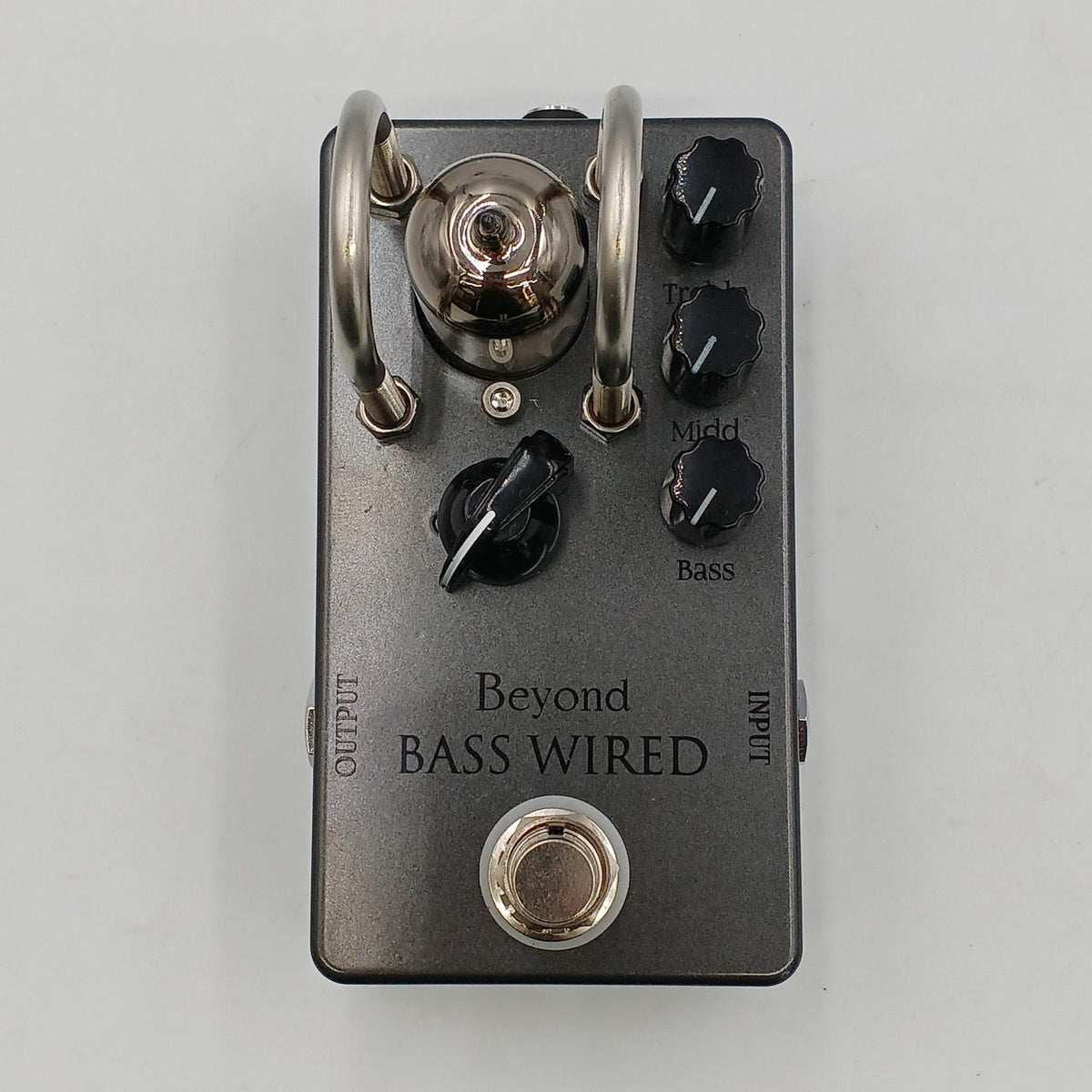 BEYOND Effects pedal: BASS WIRED