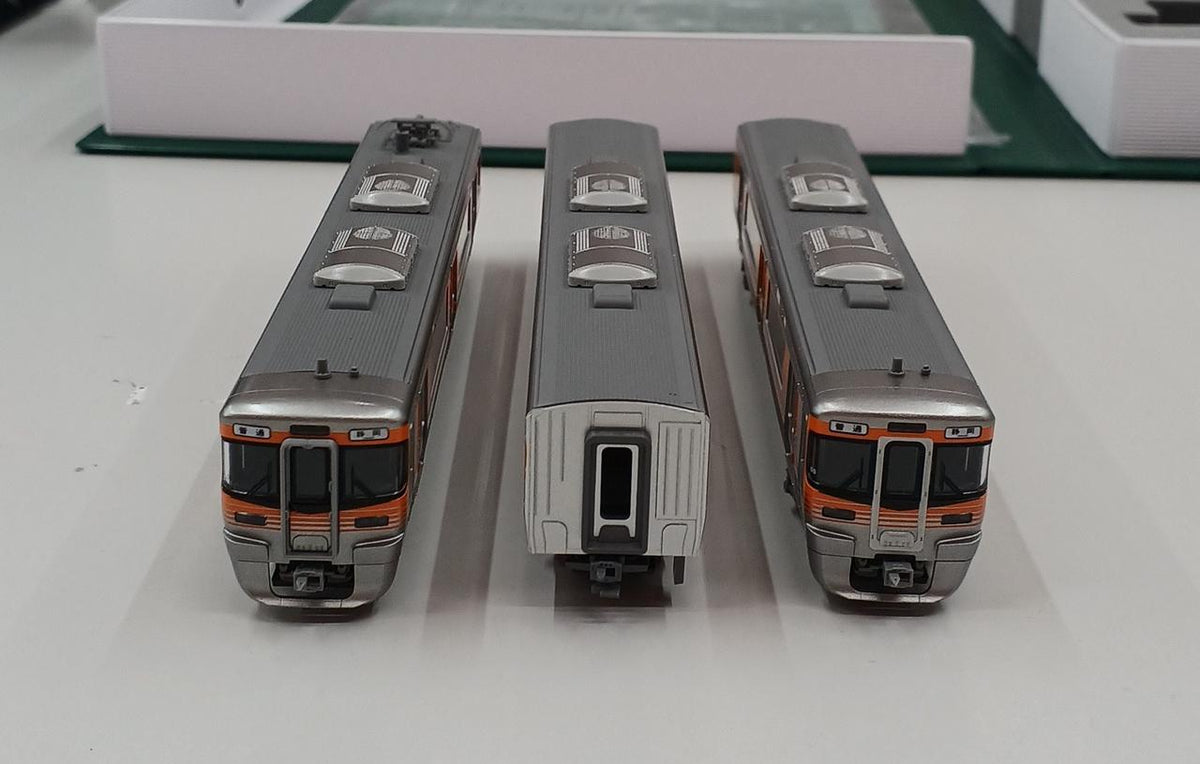 KATO 313 Series 8000 Subseries Tokaido Main Line 3-Car Set 10-1749 313 Series