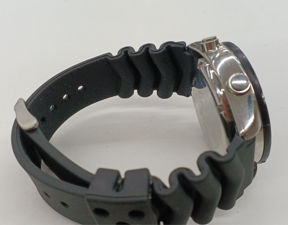 SEIKO Scuba Watch M705-5A00