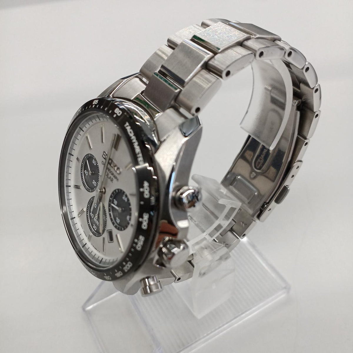 SEIKO CHRONOGRAPH SOLAR V175-0FA0