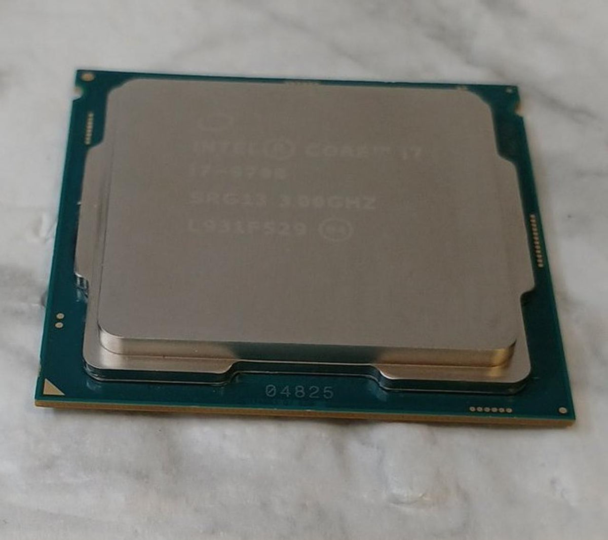 INTEL CPU COREI7-9700