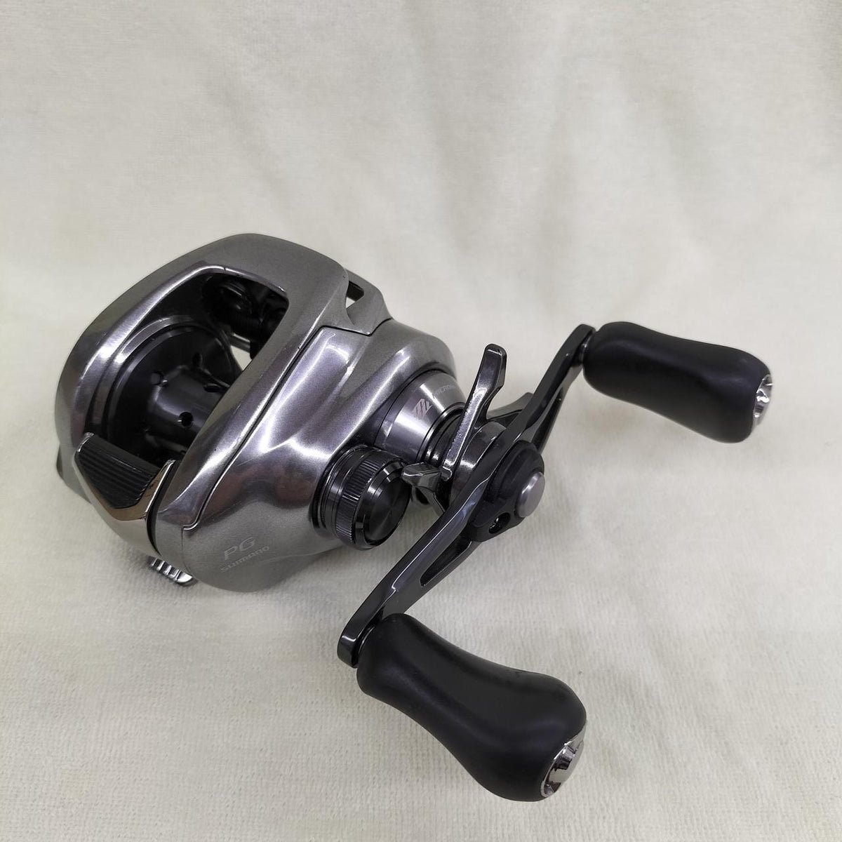 SHIMANO Baitcasting Reel Without Box Body Only BANTAM PG