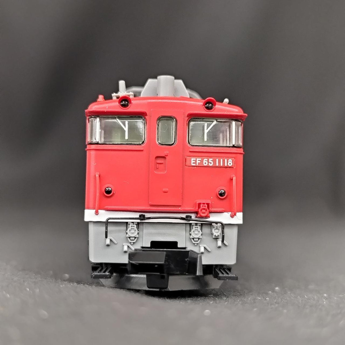 TOMIX JR EF65 Class 1000 Electric Locomotive No. 1118