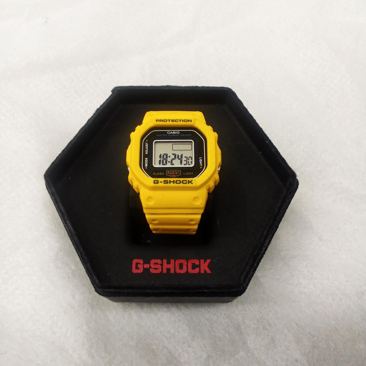 CASIO Quartz G-SHOCK NANO DWN-5600-9JR