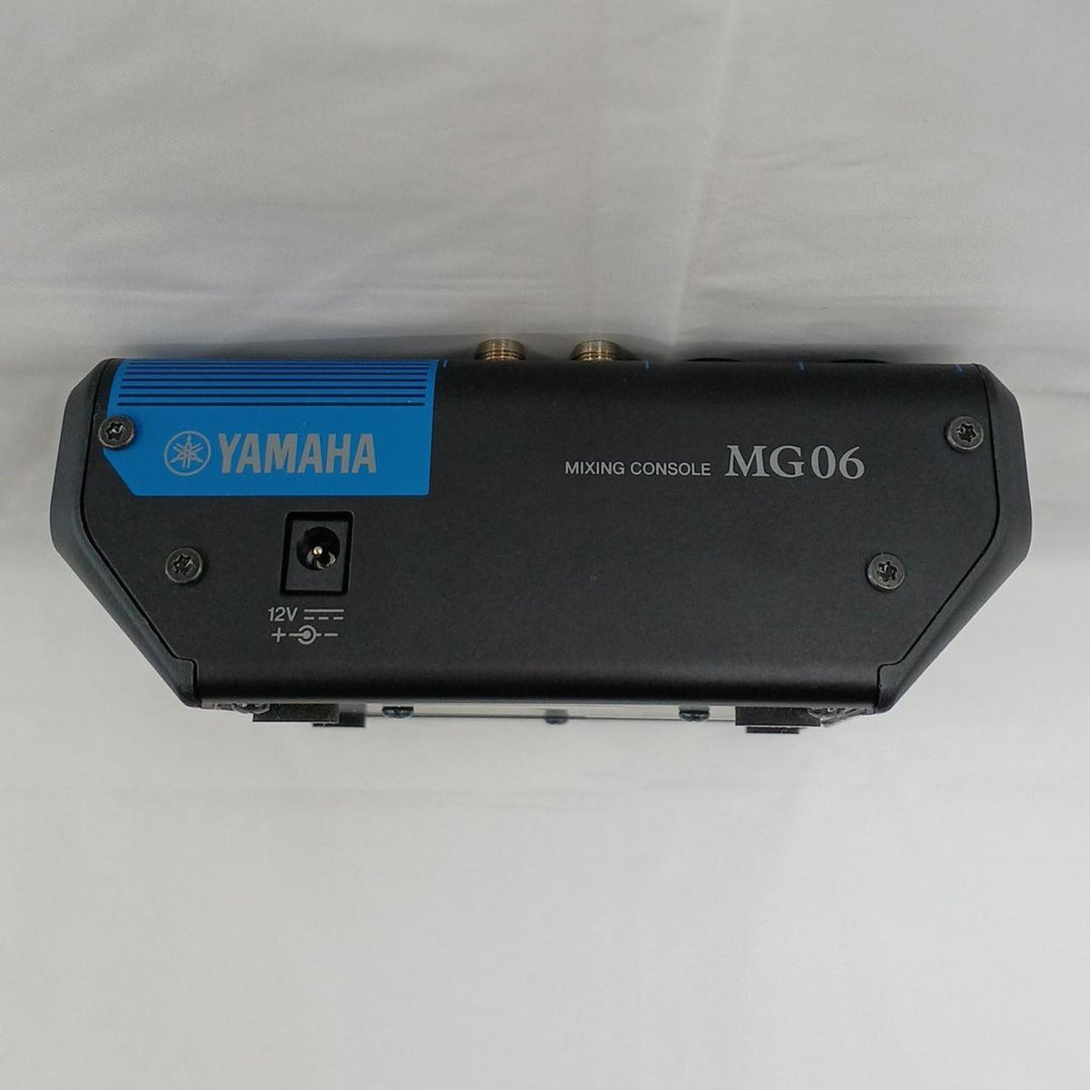 YAMAHA Mixer MG06