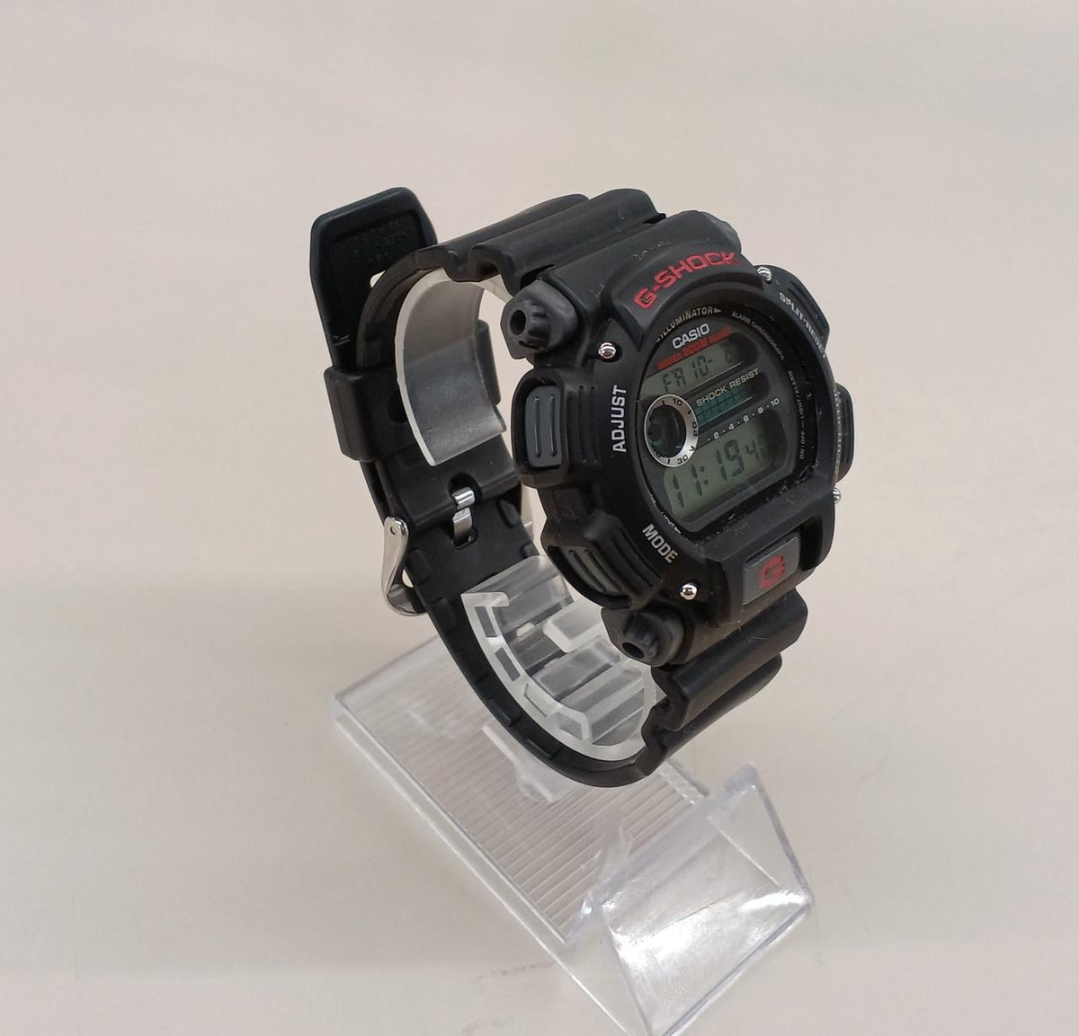 CASIO G-SHOCK DW-9052
