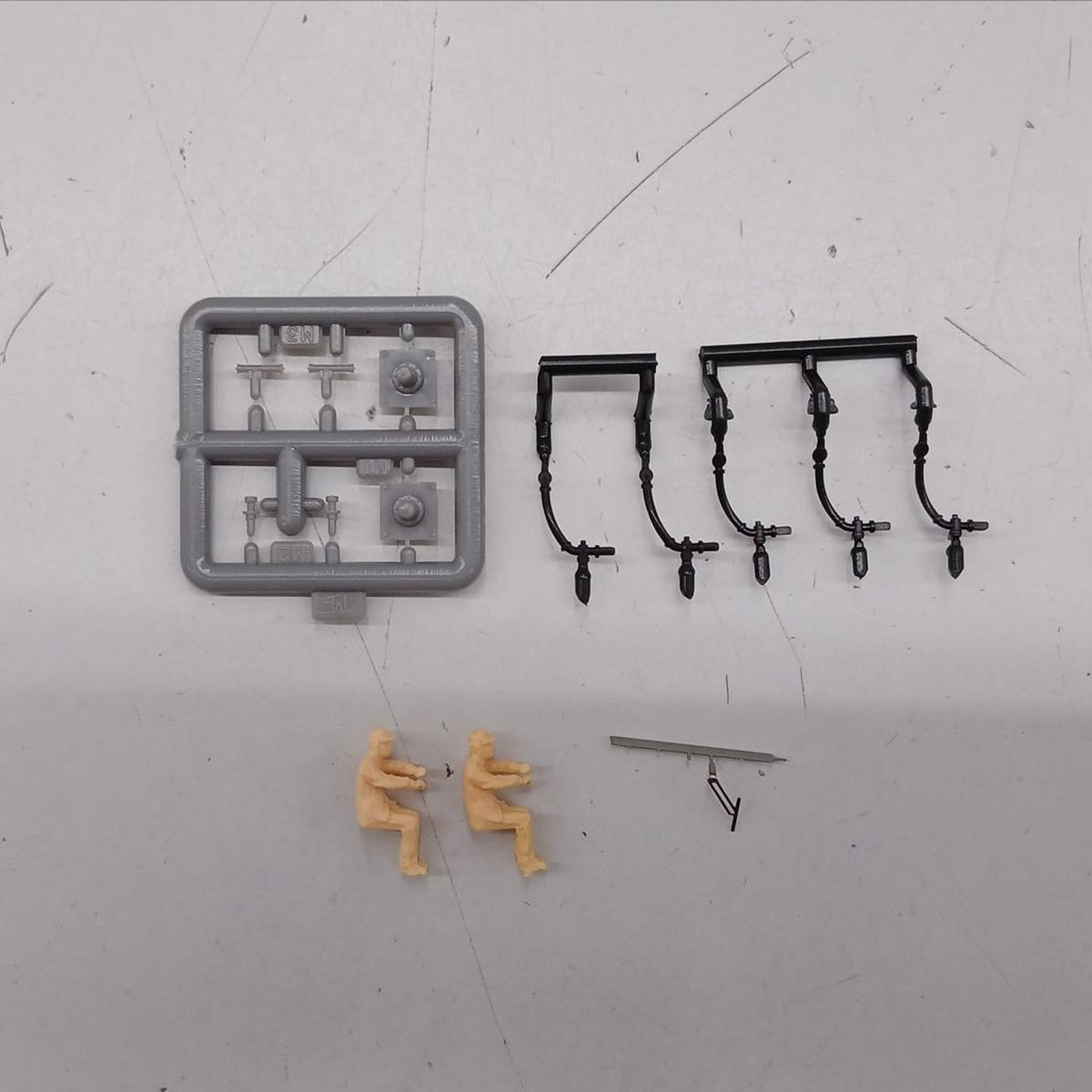TOMIX HO Gauge EF64 Class 1000 Electric Locomotive