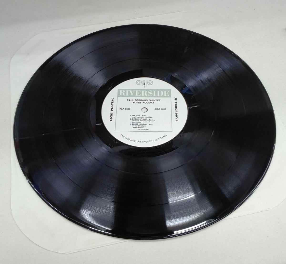 RIVERSIDE RECORDS LP BLUES HOLIDAY/PAUL SERRANO