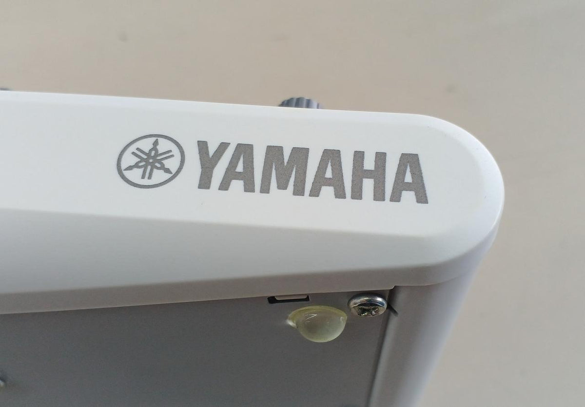 YAMAHA Mixer AG06MK2