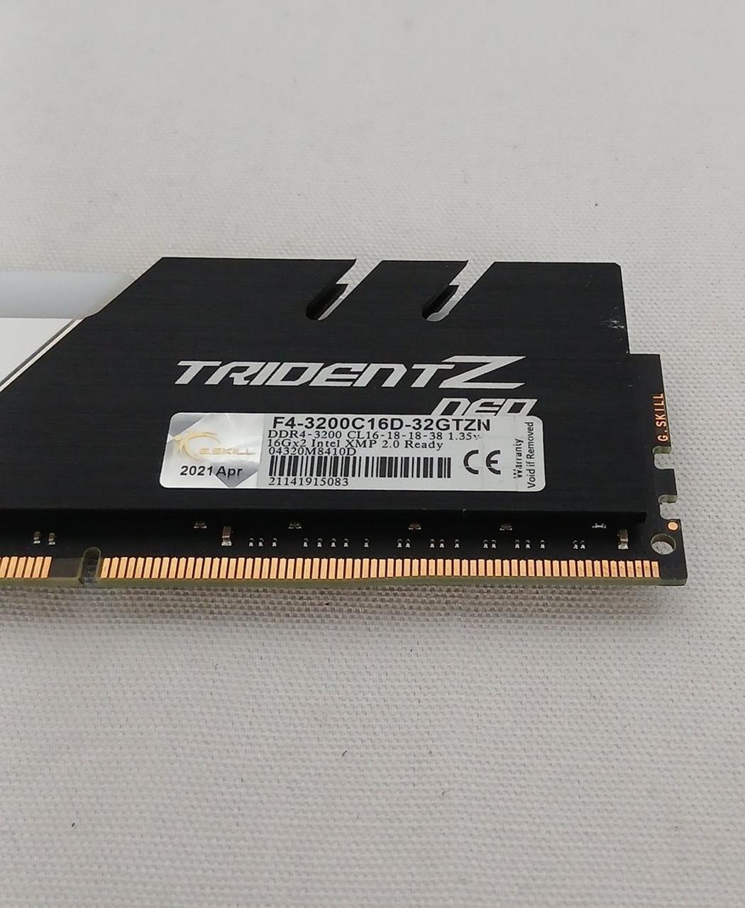 G.SKILL Desktop Memory F4-3200C16D-32GTZN