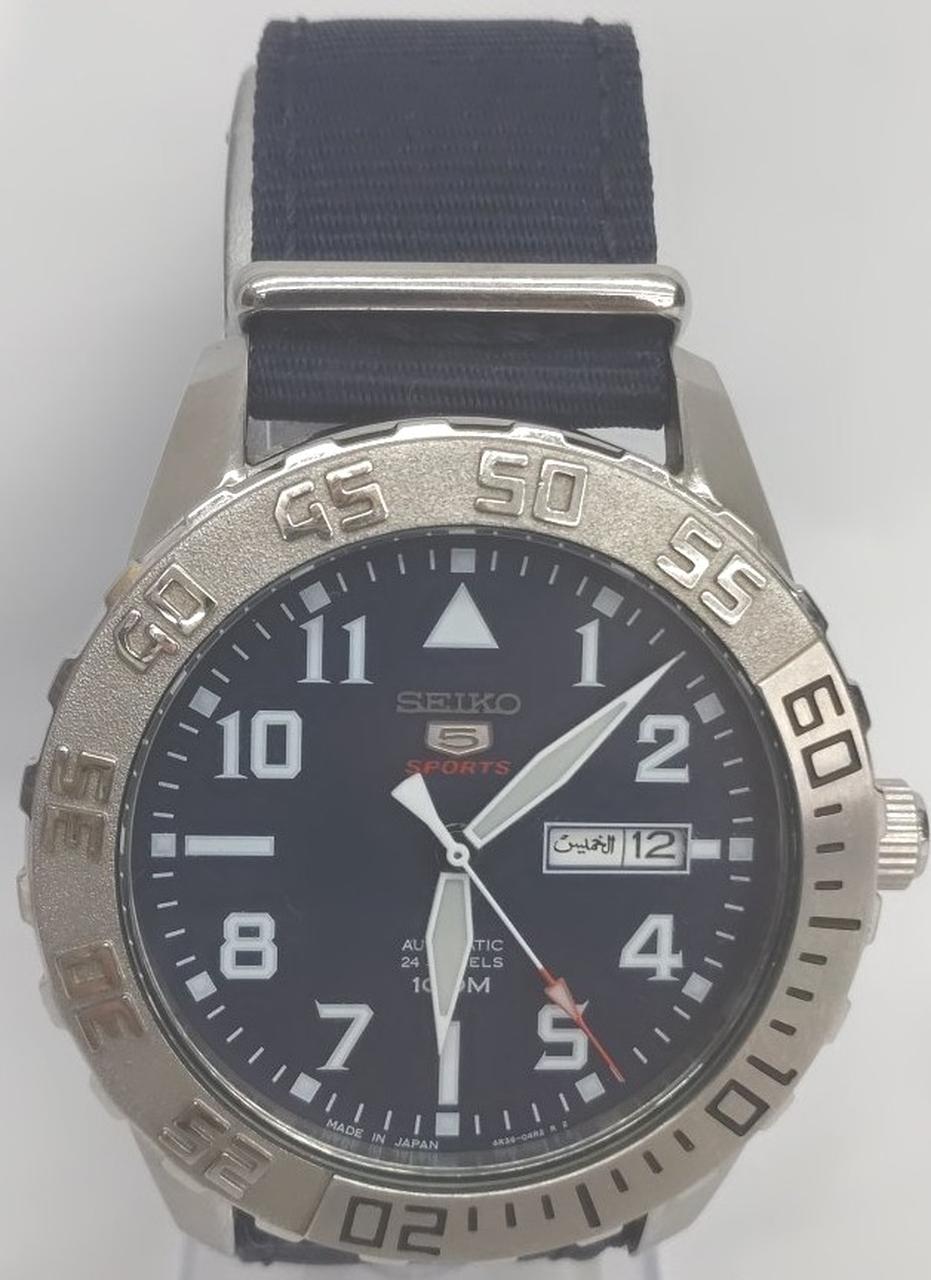 SEIKO Wristwatch 4R36-04W0