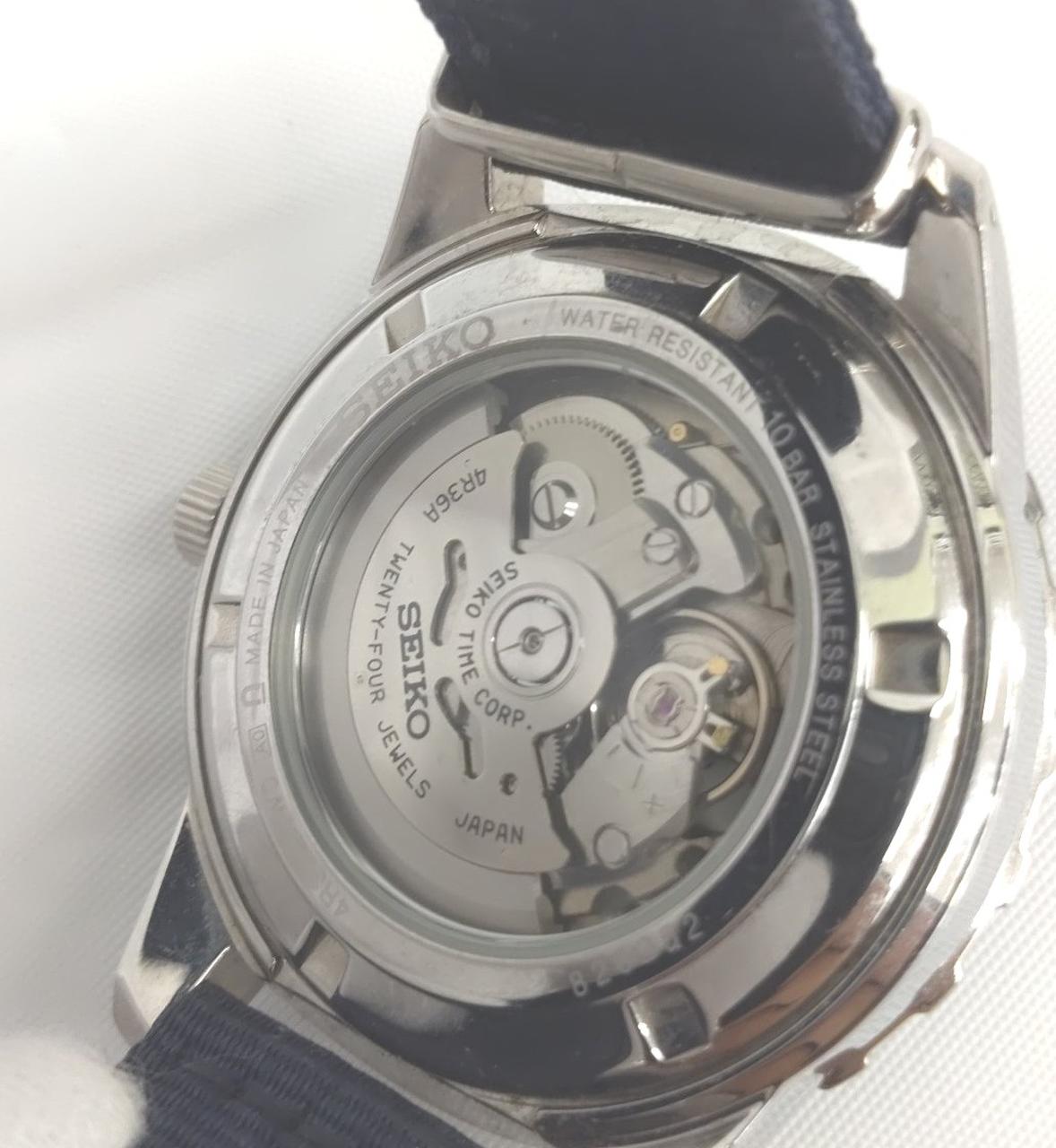 SEIKO Wristwatch 4R36-04W0