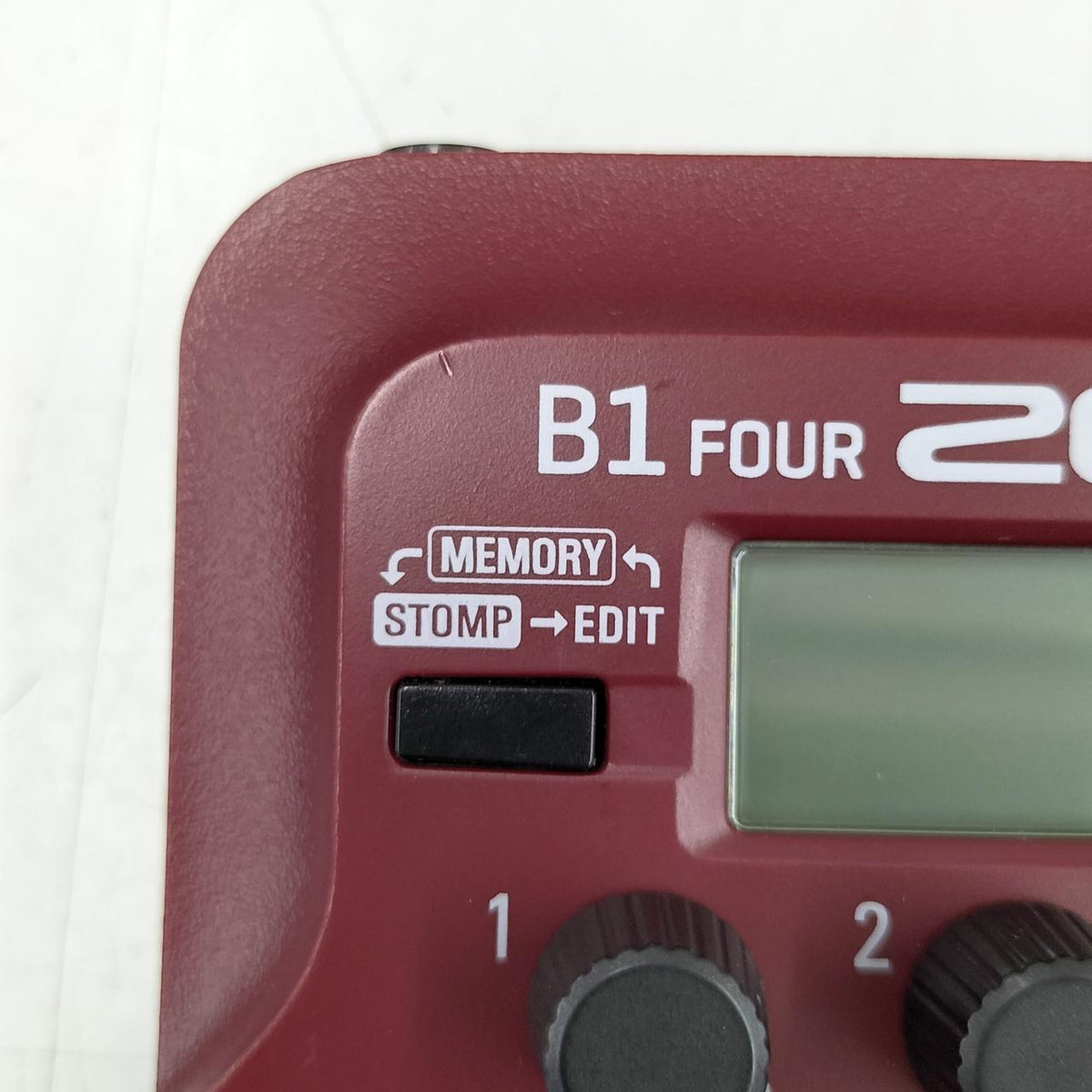 ZOOM Multi-Effects Pedal B1FOUR