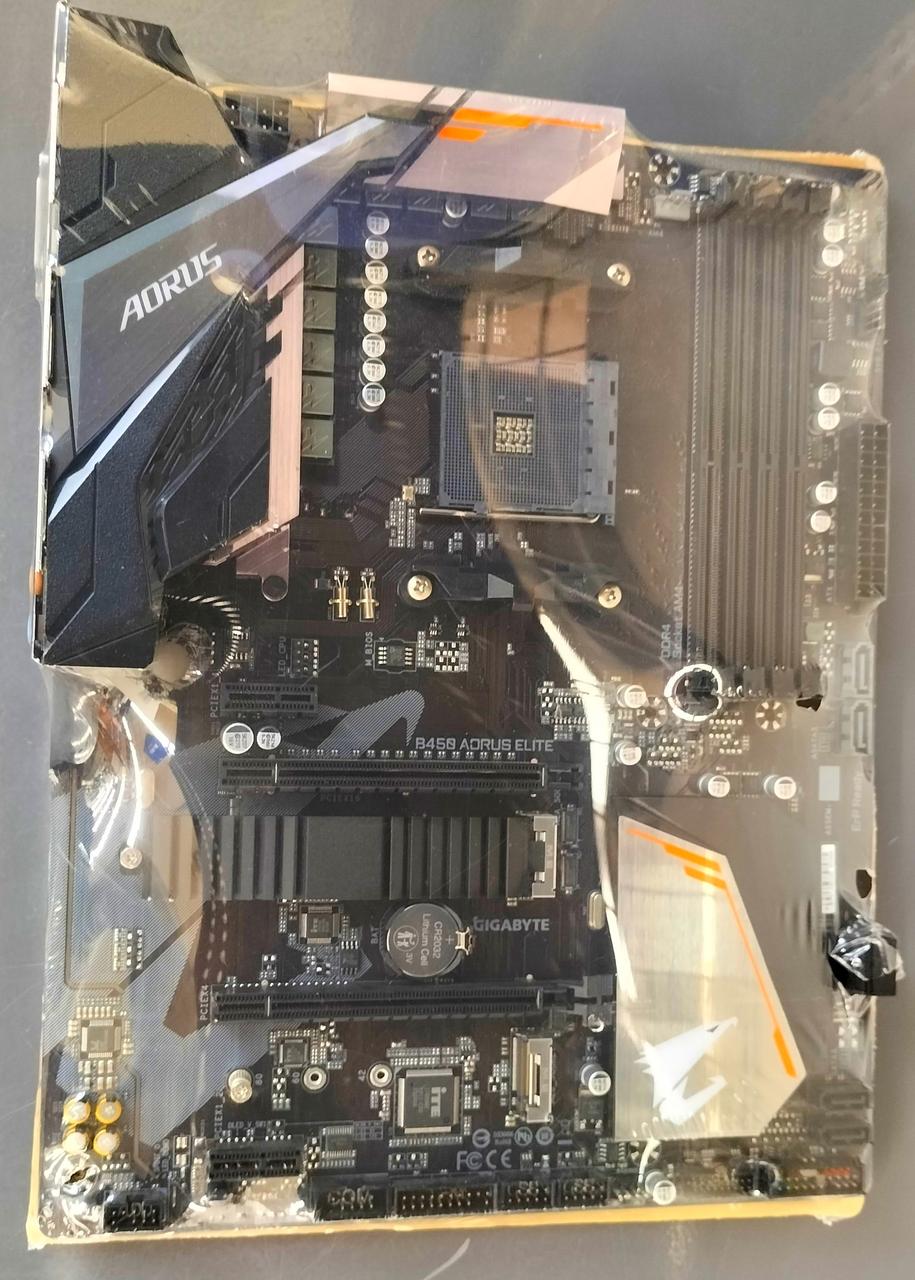 GIGABYTE Motherboard B450 AORUS ELITE