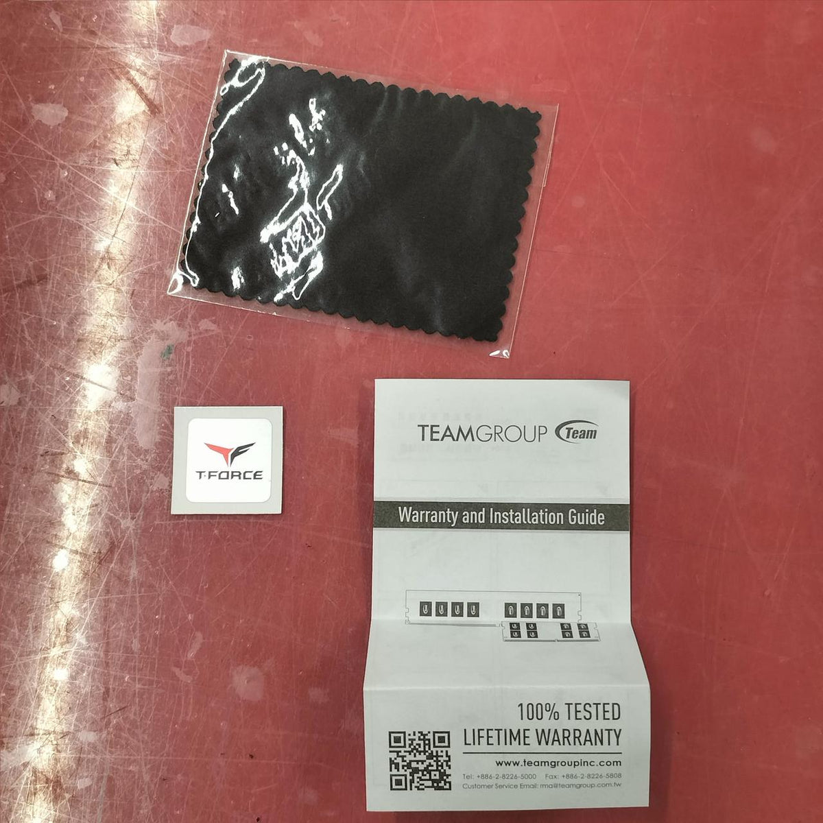 TEAM PC Memory TF10D432G3200HC16CDC01
