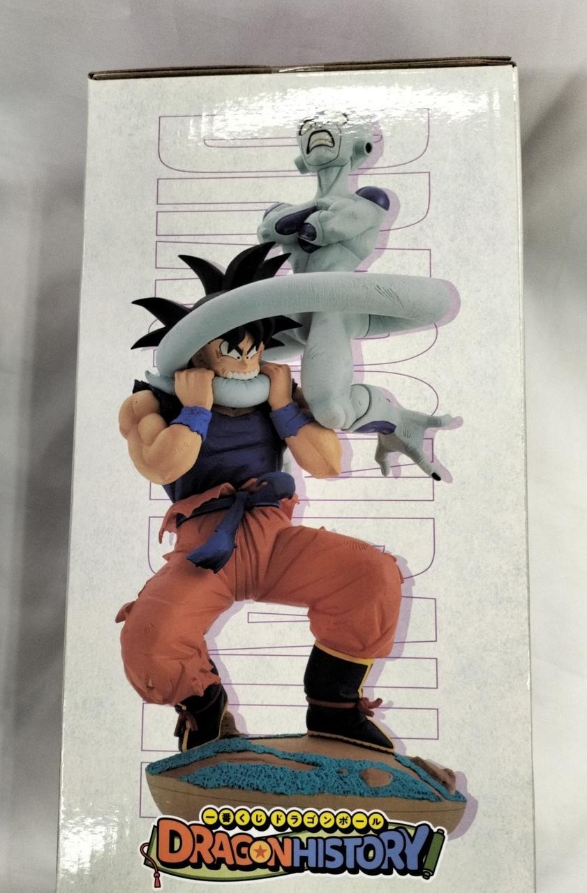 BANDAI Ichiban Kuji Dragon Ball Z Prize C Goku VS Frieza