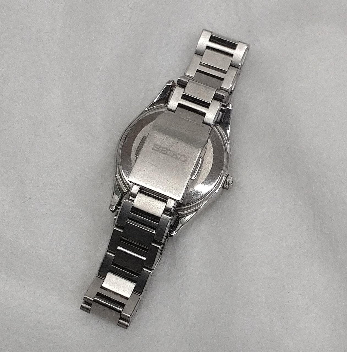 SEIKO Solar Radio-Controlled Wristwatch 1B32-0AC0