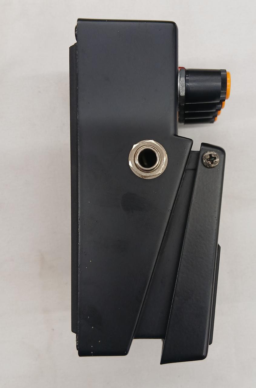 BOSS Effects pedal HM-2