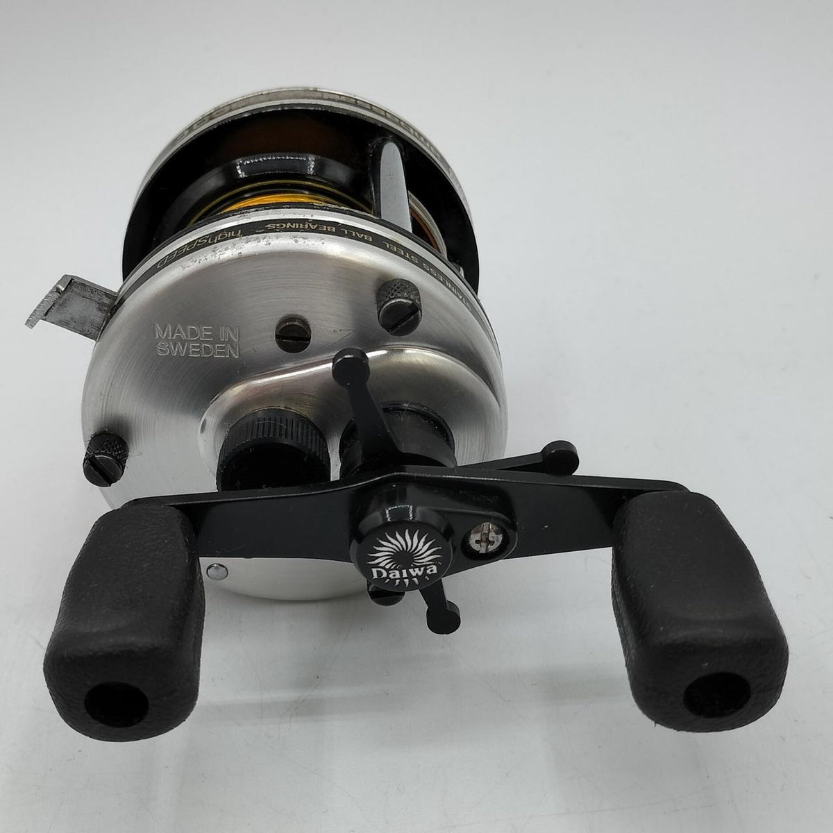 ABU GARCIA Baitcasting Reel 5500C - Banzai Thrifting | BanzaiHobby