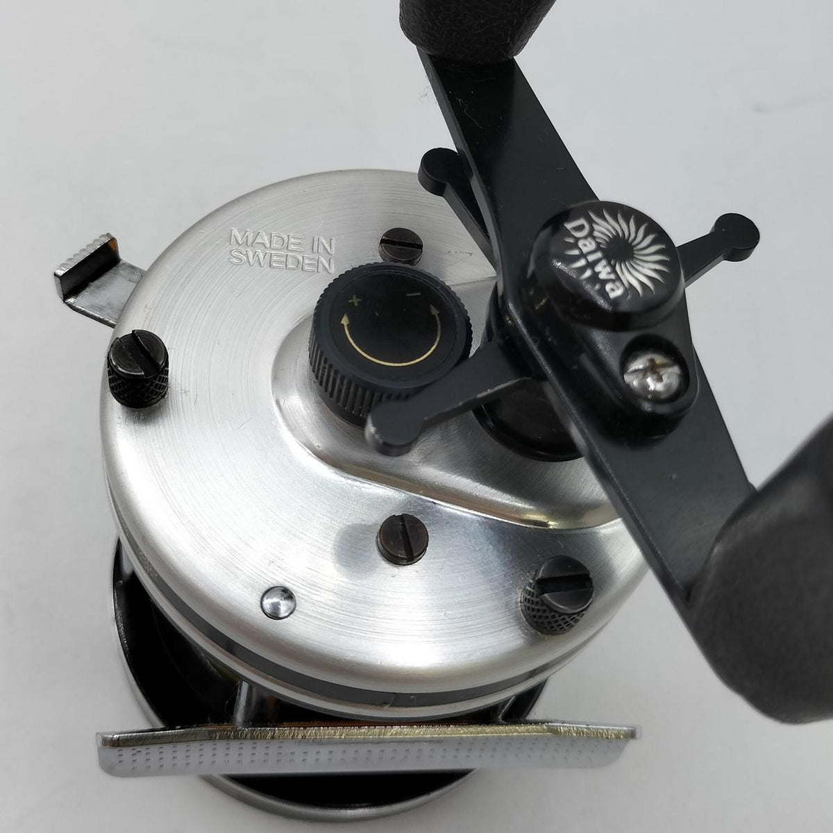 ABU GARCIA Baitcasting Reel 5500C - Banzai Thrifting | BanzaiHobby