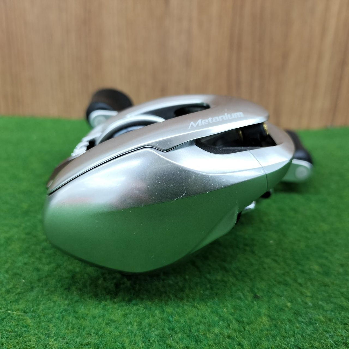 SHIMANO Baitcasting Reel METANIUM MGL XG LEFT - Banzai Thrifting | BanzaiHobby