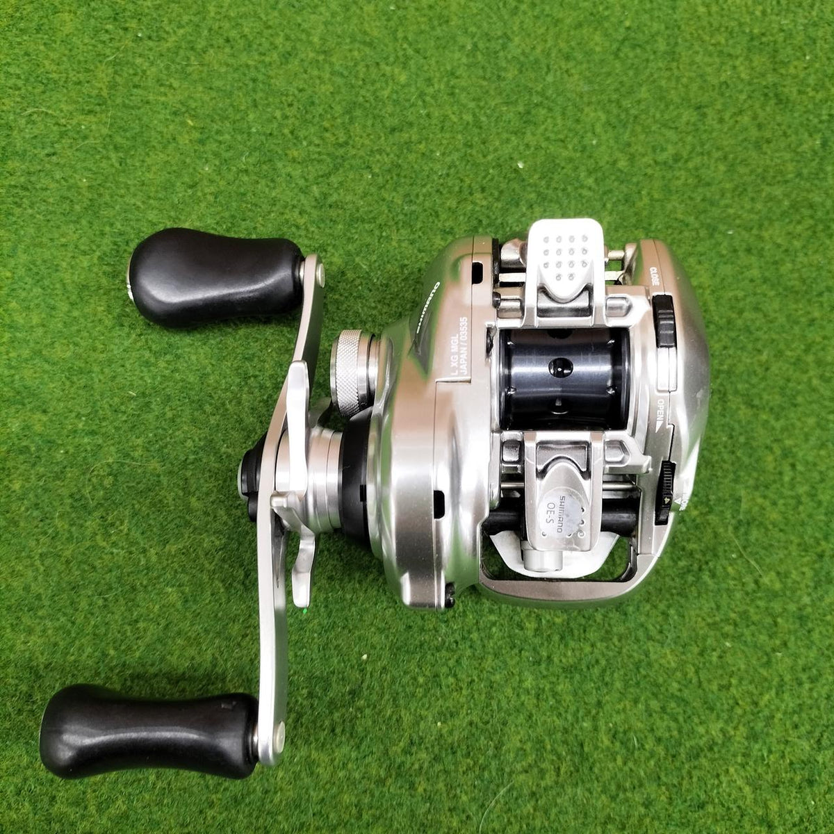 SHIMANO Baitcasting Reel METANIUM MGL XG LEFT - Banzai Thrifting | BanzaiHobby
