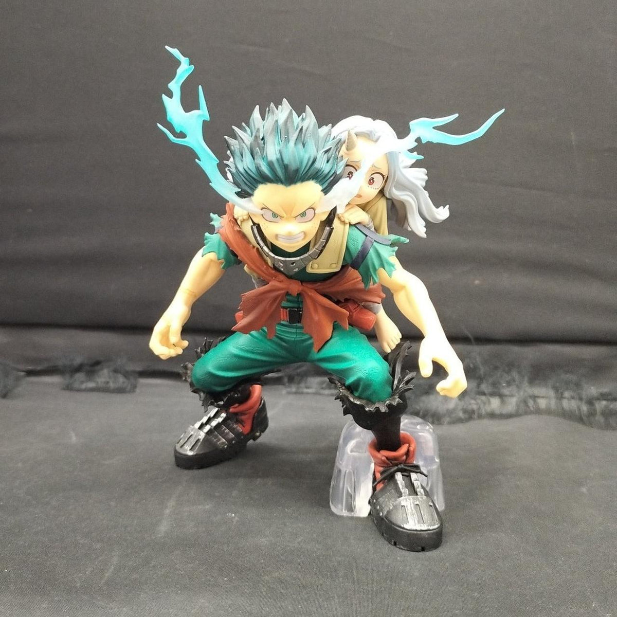 BANDAI Ichiban Kuji My Hero Academia Prize A Izuku Midoriya & Kairi - Banzai Thrifting | BanzaiHobby