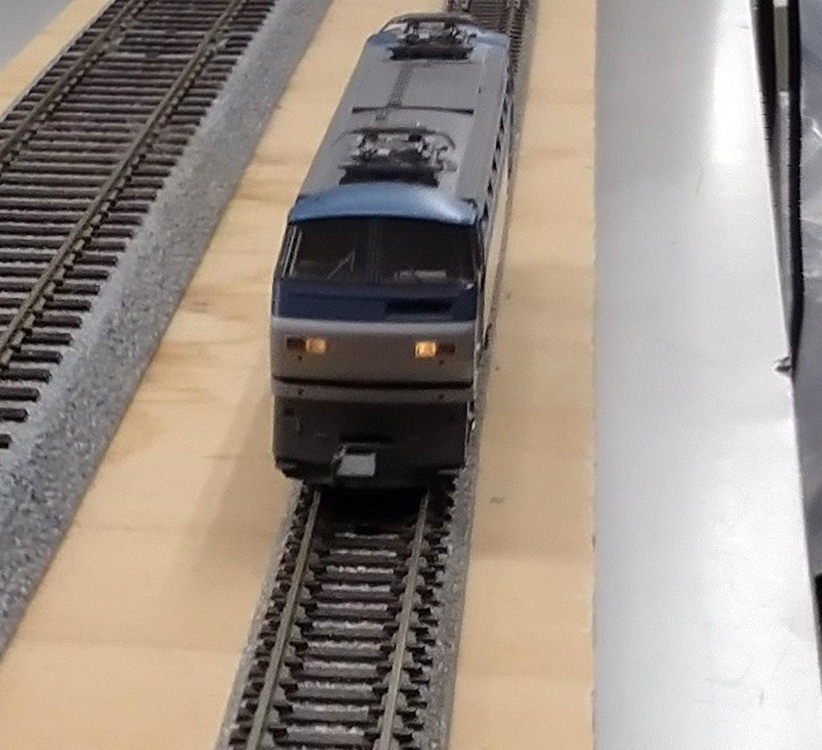 KATO N Gauge EF66 100 Series - Banzai Thrifting | BanzaiHobby