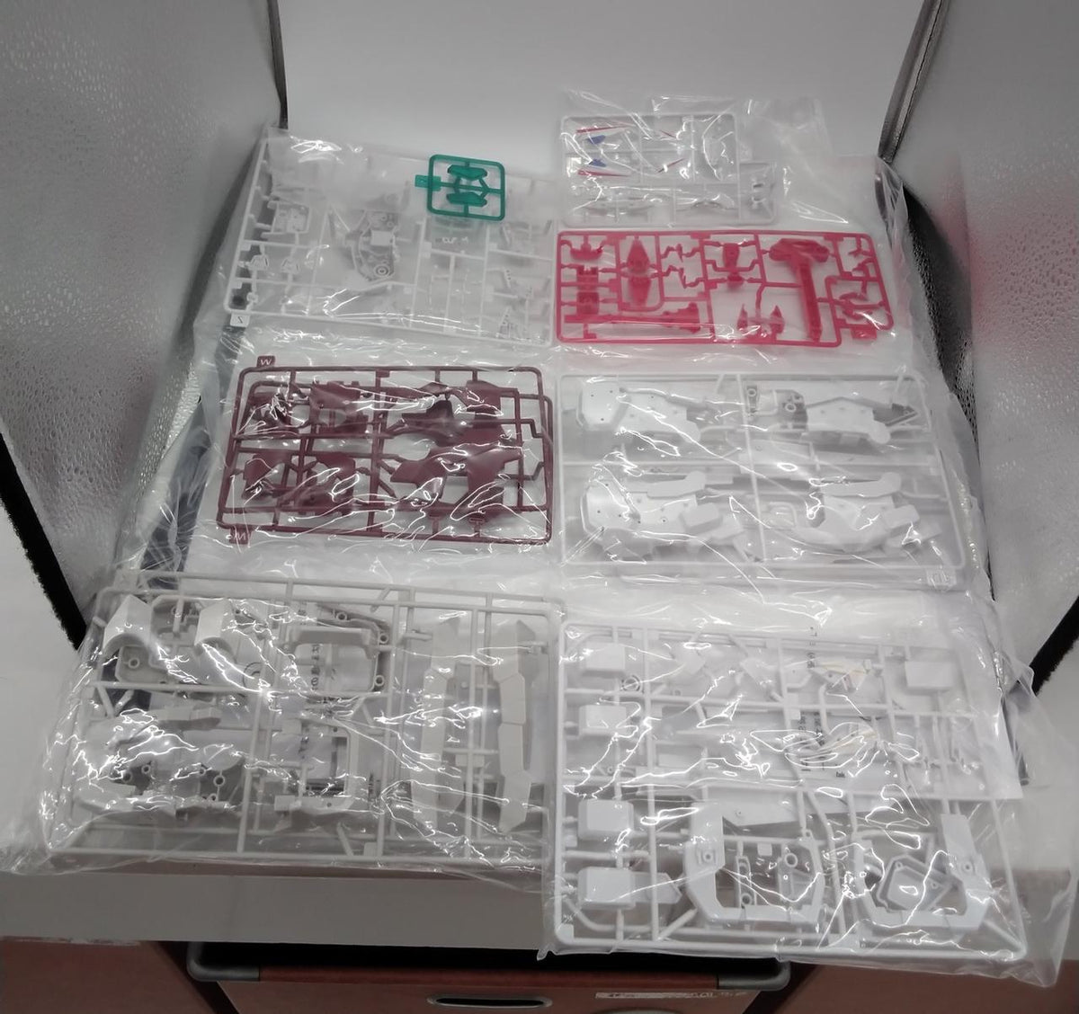 BANDAI Plastic Model SMP Super Robot Wars OG Banpreios - Banzai Thrifting | BanzaiHobby