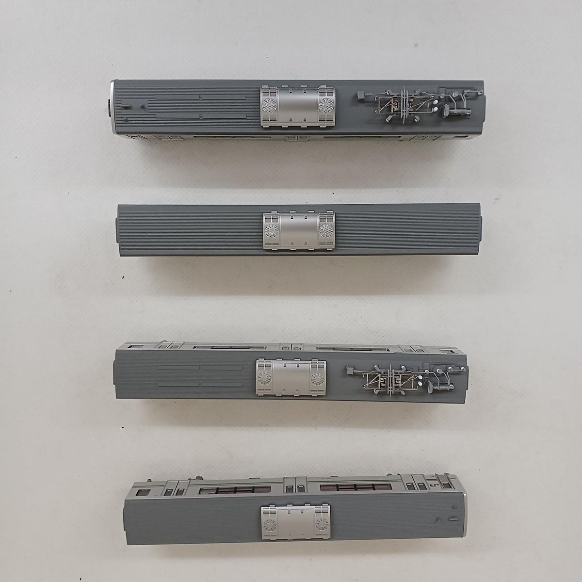 KATO 701 Series 1000 Subseries Sendai Color 4-Car & 2-Car Set 10-1553S/10-1554S - Banzai Thrifting | BanzaiHobby