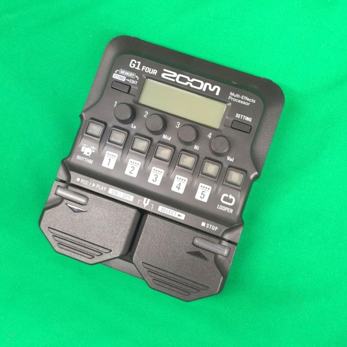 ZOOM Multi-Effects G1 FOUR - Banzai Thrifting | BanzaiHobby