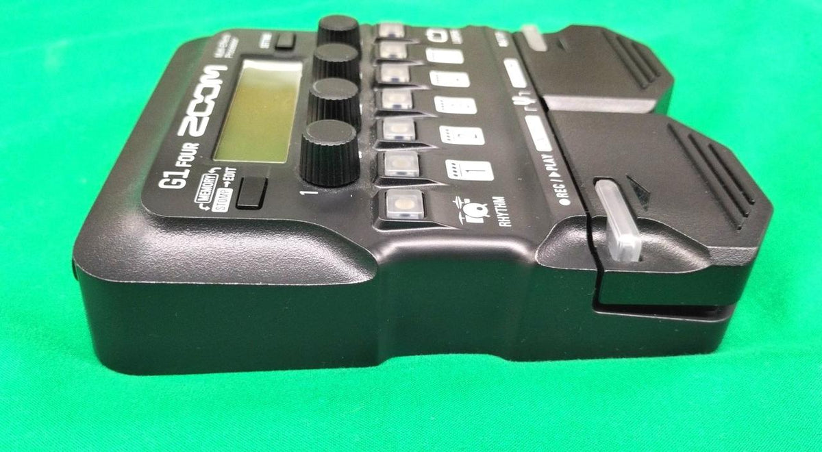 ZOOM Multi-Effects G1 FOUR - Banzai Thrifting | BanzaiHobby