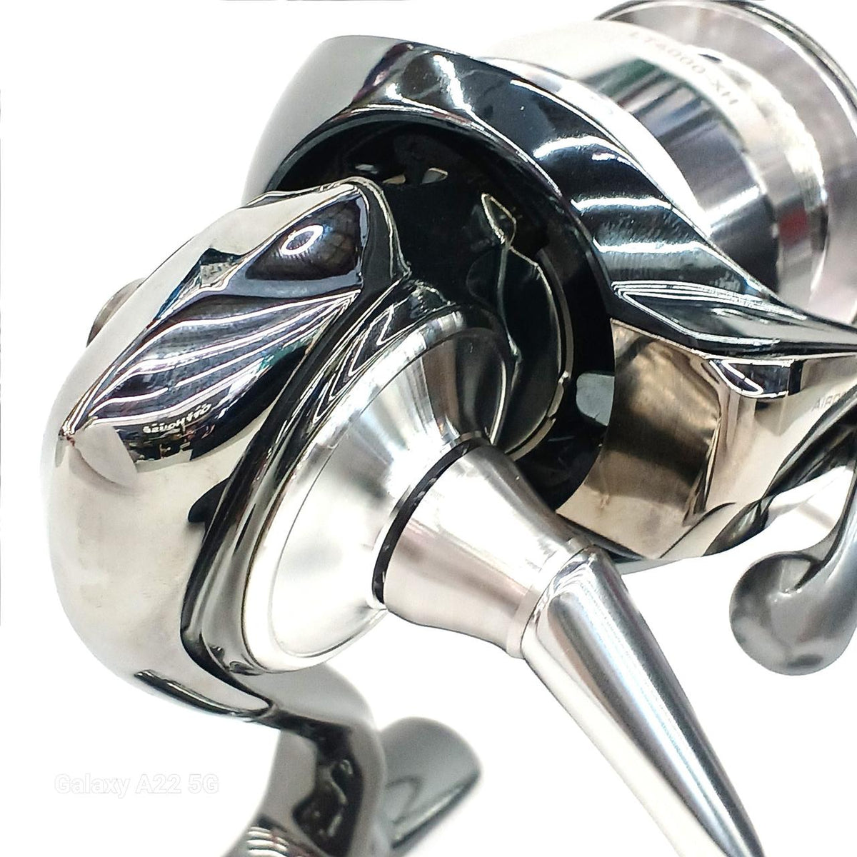 DAIWA Spinning Reel 22 EXIST LT4000-XT 00061104 - Banzai Thrifting | BanzaiHobby