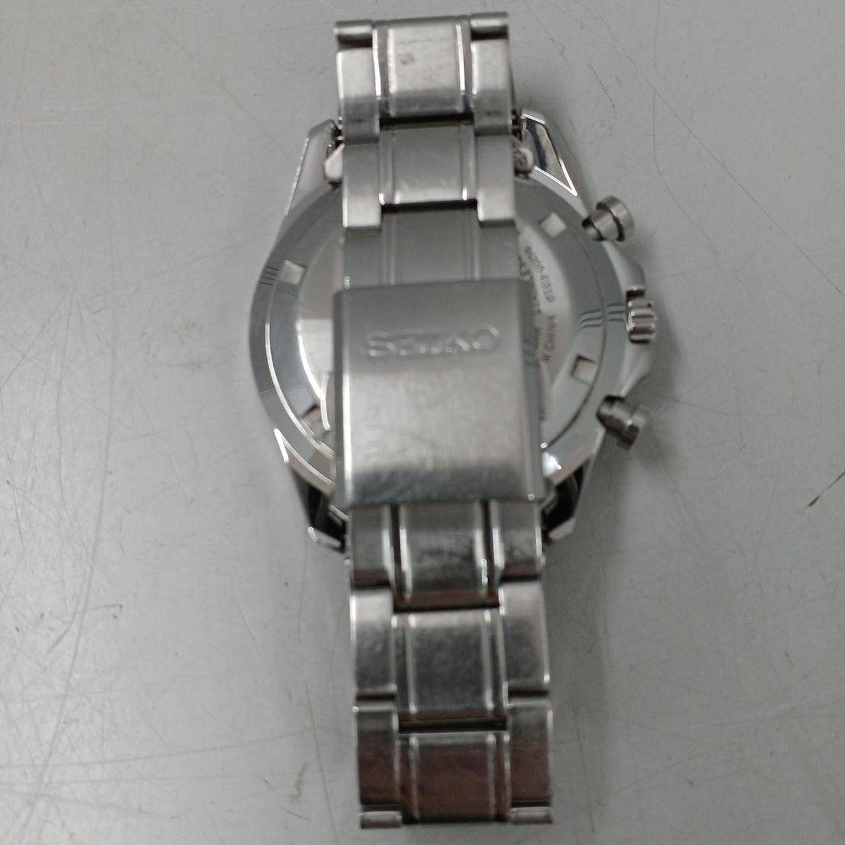 SEIKO Quartz Wristwatch 8T63-00D0 - Banzai Thrifting | BanzaiHobby