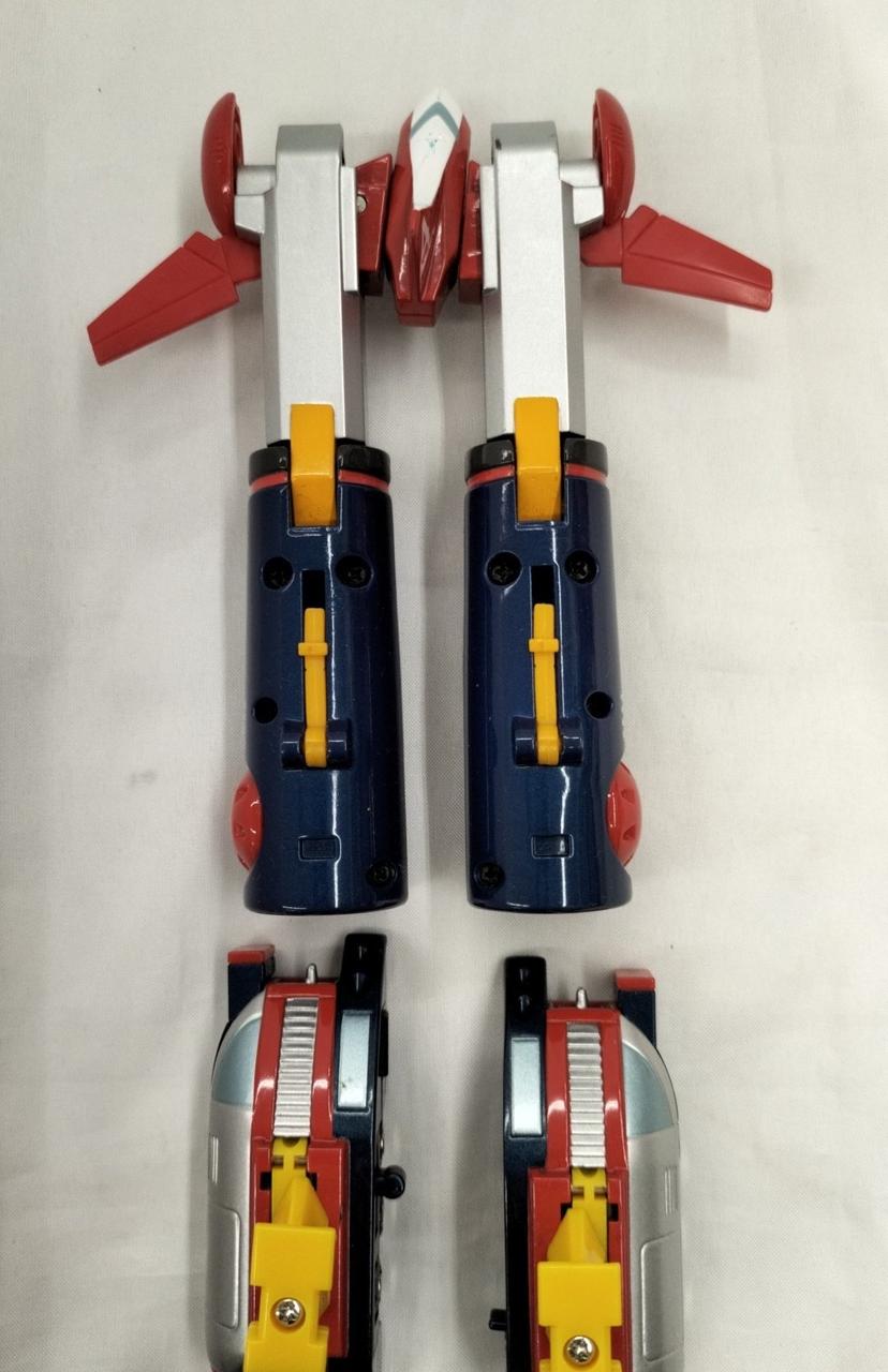 BANDAI Chogokin Soul Combattler V - Banzai Thrifting | BanzaiHobby