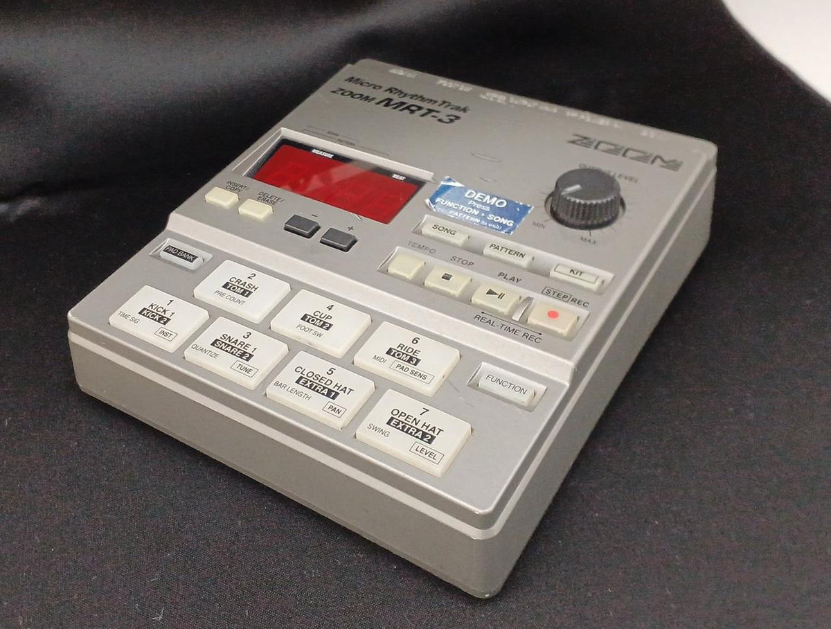 ZOOM Rhythm Machine MRT-3B - Banzai Thrifting | BanzaiHobby