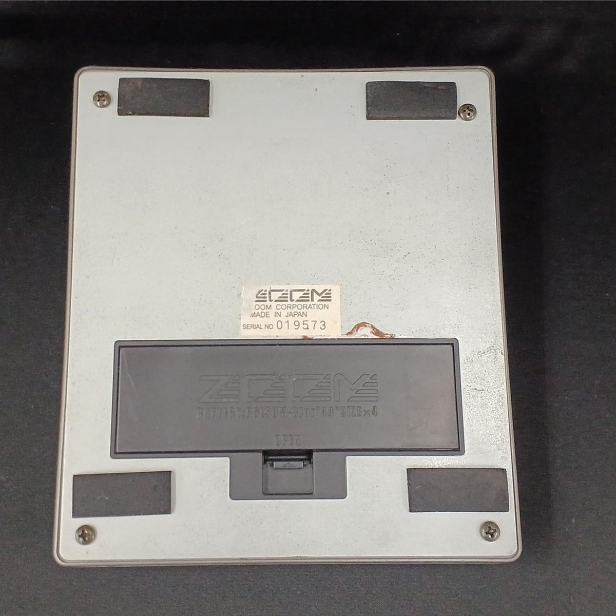 ZOOM Rhythm Machine MRT-3B - Banzai Thrifting | BanzaiHobby