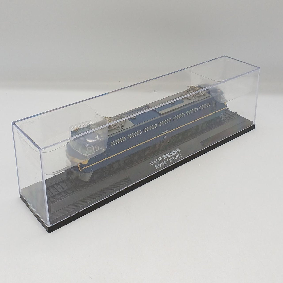 Diagostini EF66 Electric Locomotive Sleeper Limited Express 'Asakaze' Railway Vehicle Metal Model Collection - Banzai Thrifting | BanzaiHobby