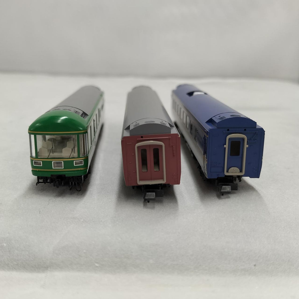 TOMIX JR 24 Series 25 Limited Express Sleeper Passenger Car (Dream Space Hokutosei) 92792 - Banzai Thrifting | BanzaiHobby